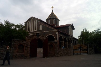 Храм при больнице в Горловке