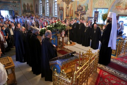 всенощное бдение в Успенском храме Константиновки